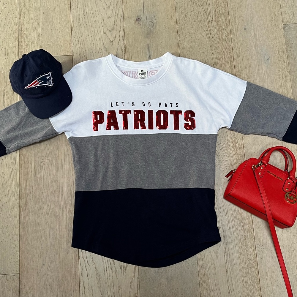VS PINK • New England patriots crewneck